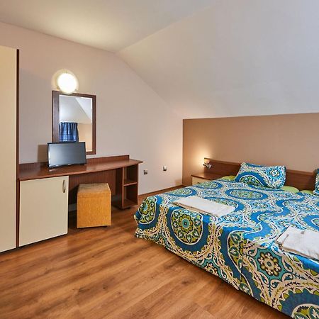 Family Hotel Electra 포마리 외부 사진